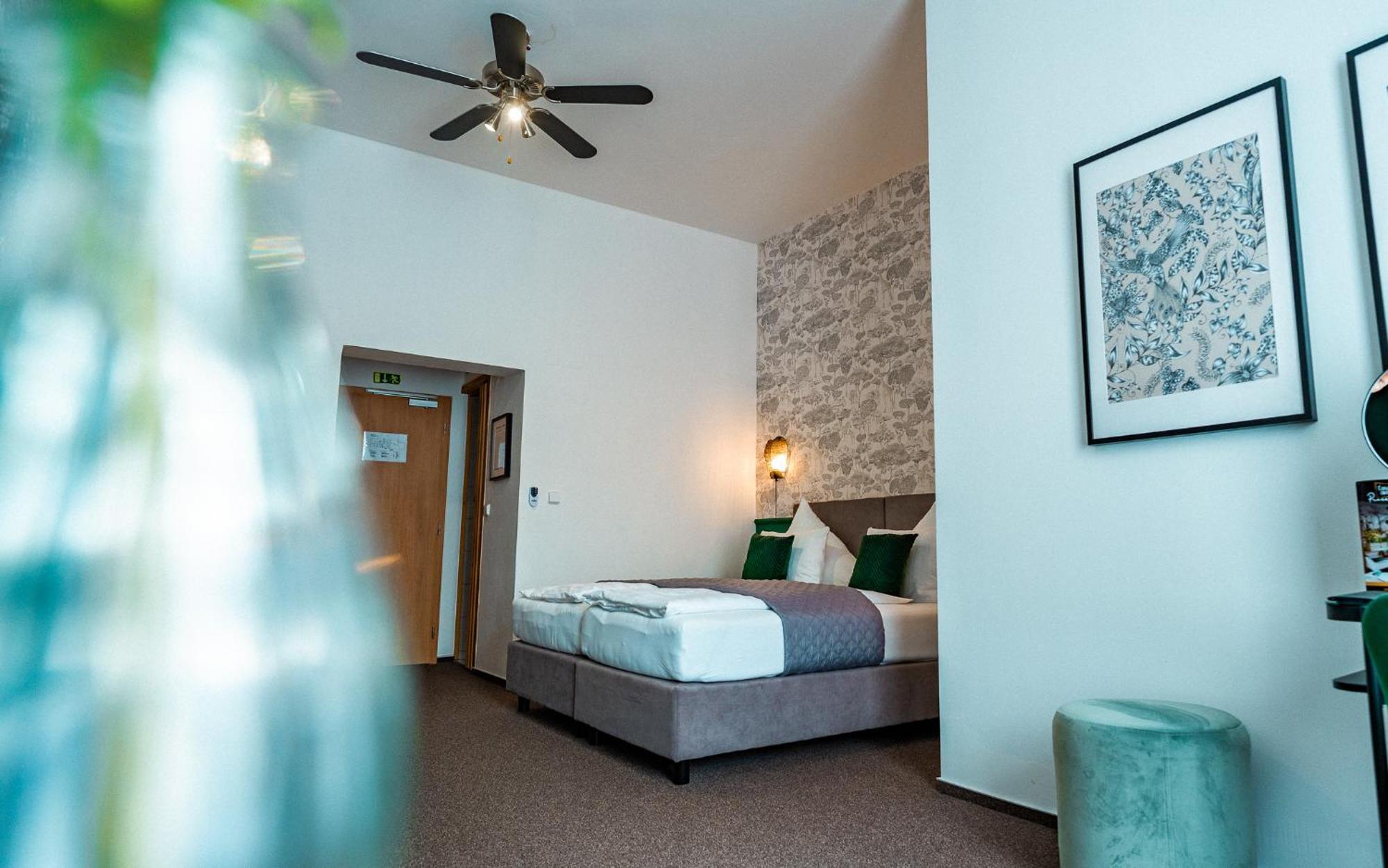 Hotel House Hradec Králové Zewnętrze zdjęcie