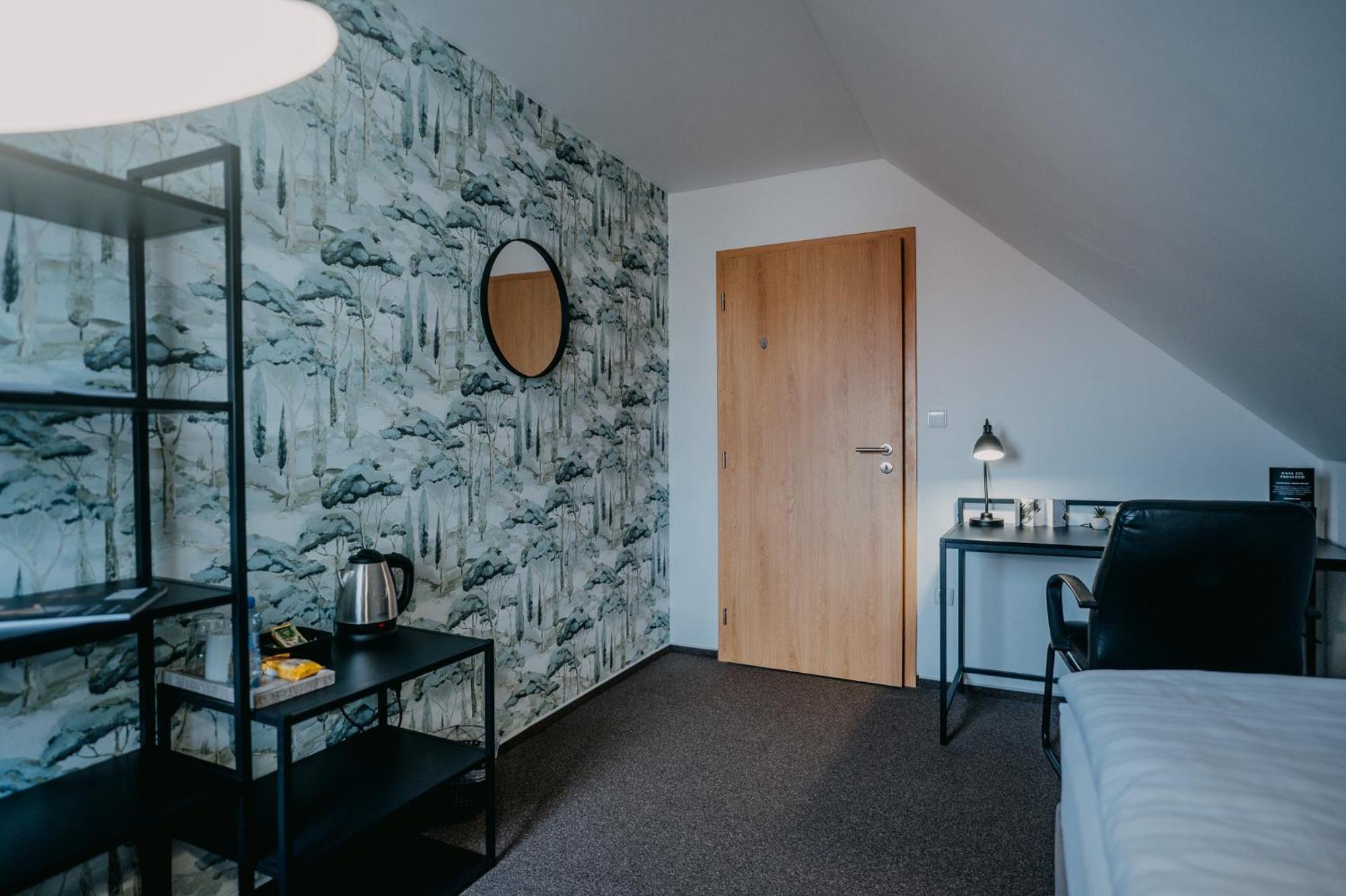 Hotel House Hradec Králové Zewnętrze zdjęcie
