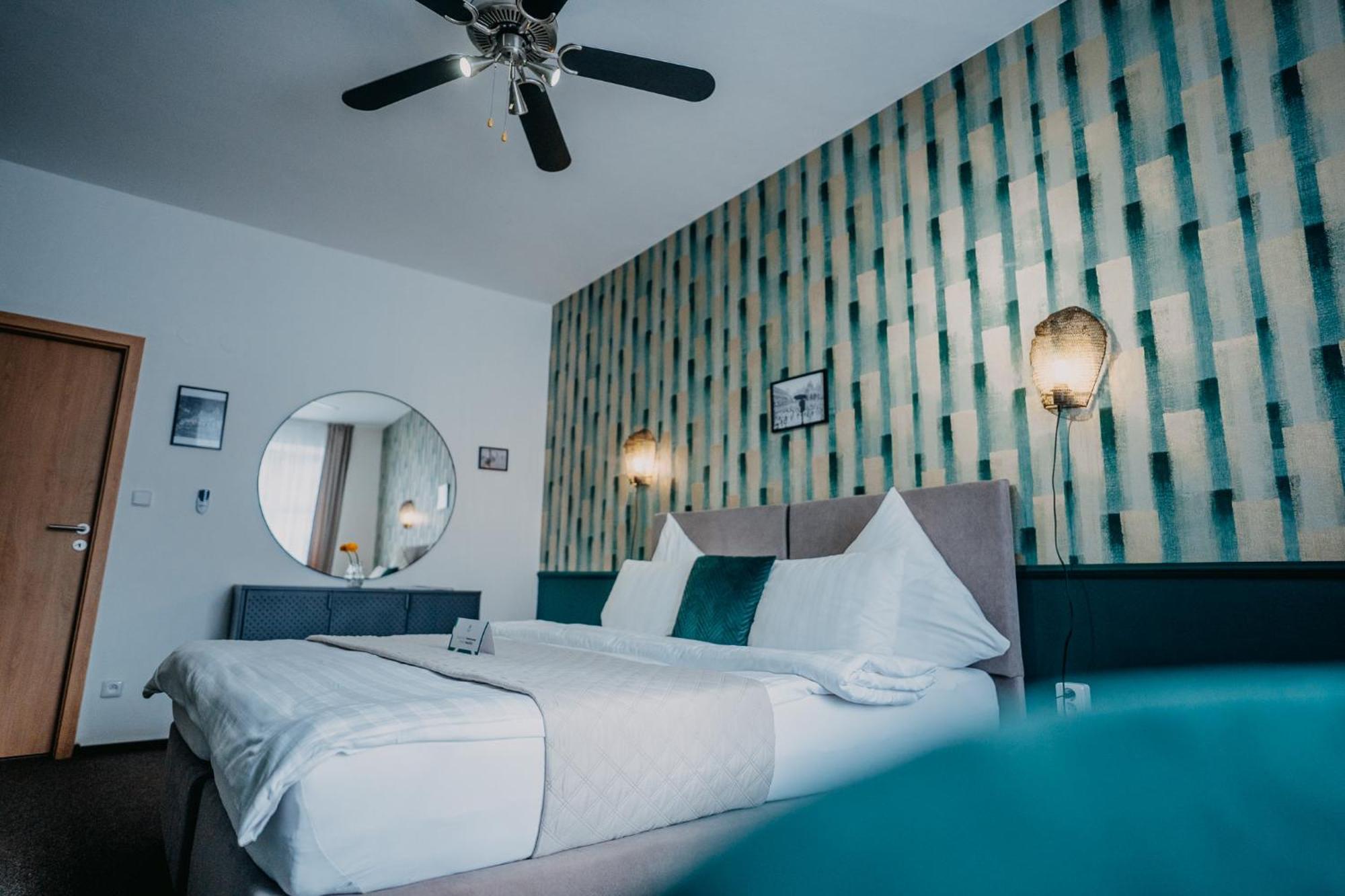 Hotel House Hradec Králové Zewnętrze zdjęcie
